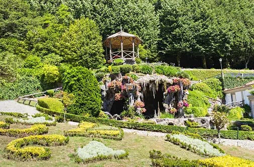 Terrasse et massifs structurés, Chêne-Bougeries
